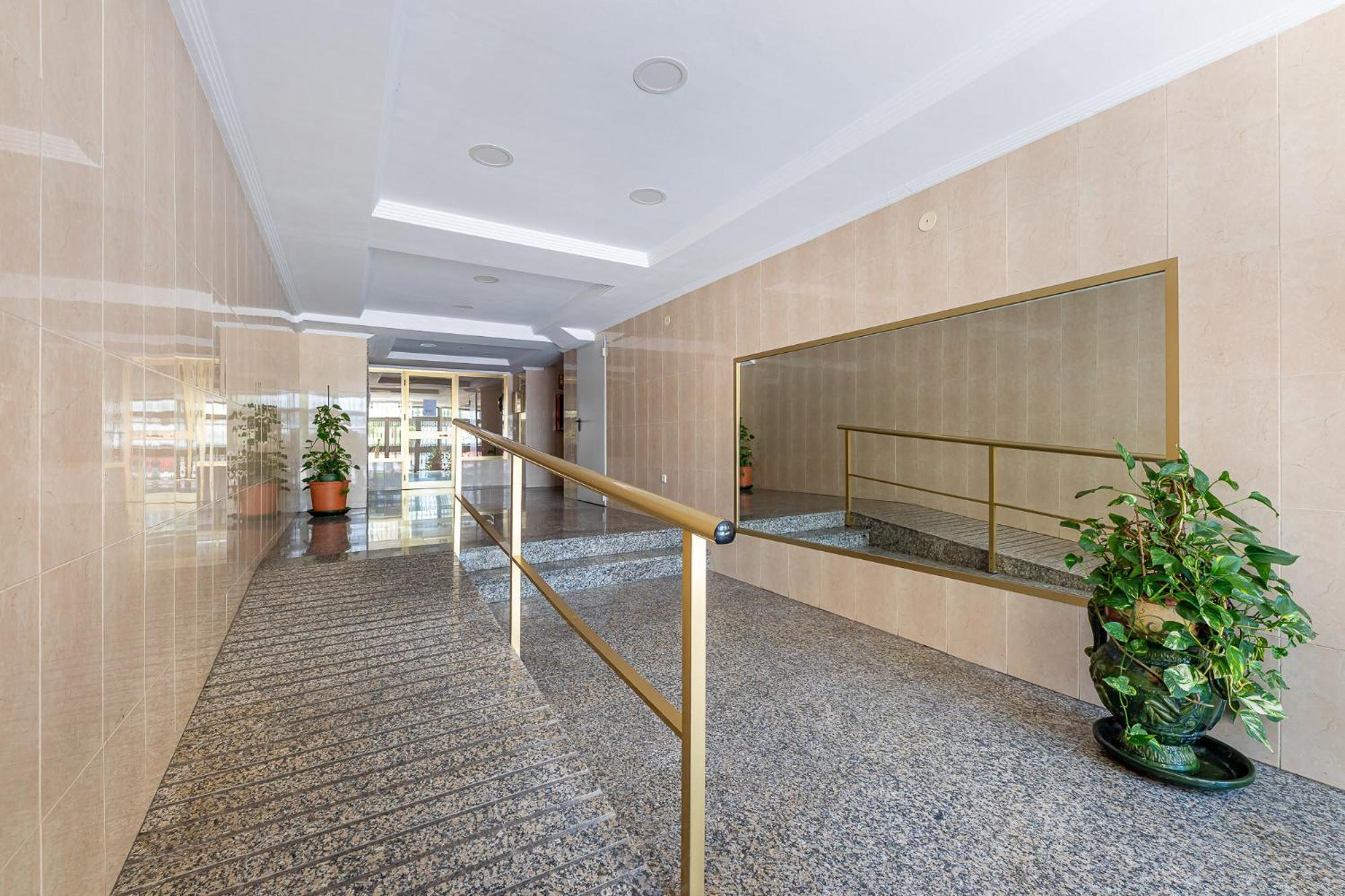 Los Boliches 3 Bed Ap Фуeнхирола Екстериор снимка